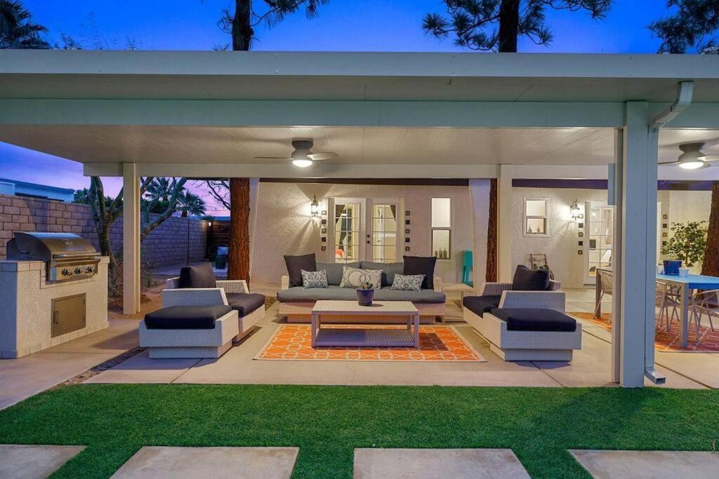 Casita Cerritos - Luxurious Modern Retreat In Palm Springs Villa Exterior photo