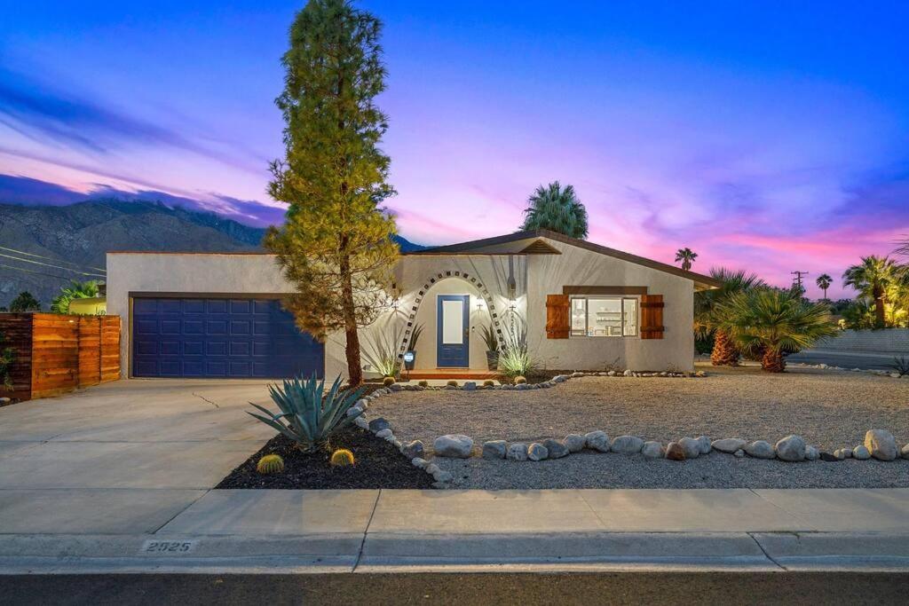 Casita Cerritos - Luxurious Modern Retreat In Palm Springs Villa Exterior photo