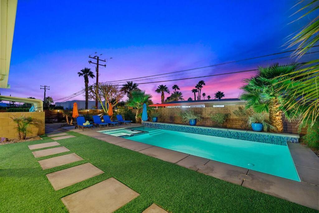 Casita Cerritos - Luxurious Modern Retreat In Palm Springs Villa Exterior photo